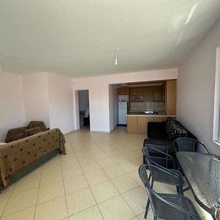 Deer Bay Vila Apartamento Vingláfia Exterior foto